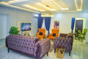Entire Beautiful Three Bedrooms Apartments